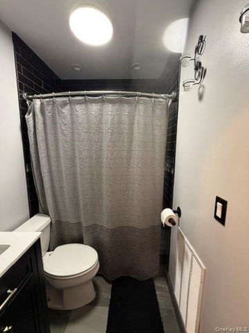 176 Orange Avenue, Suffern, NY 10901