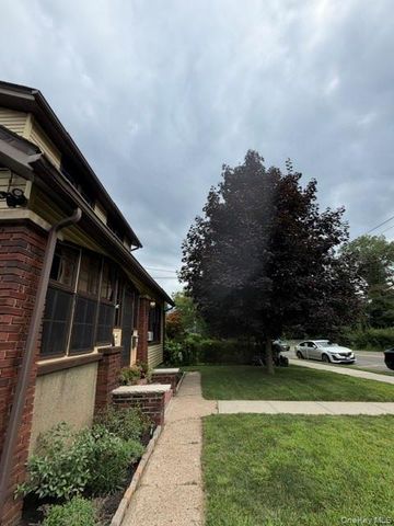 176 Orange Avenue, Suffern, NY 10901