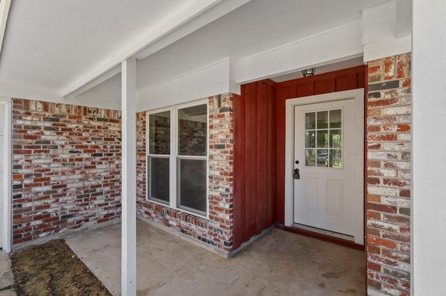 129 Briggs Street, Beaumont, TX 77707