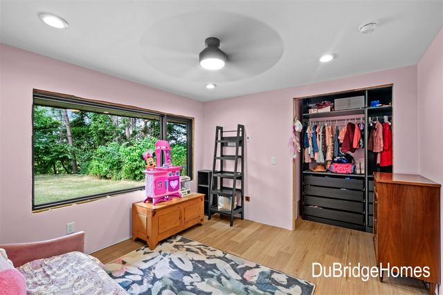311 Honey Creek Avenue, Ada, MI 49301