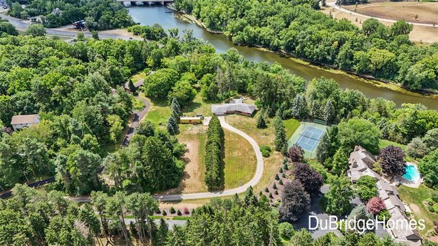 311 Honey Creek Avenue, Ada, MI 49301