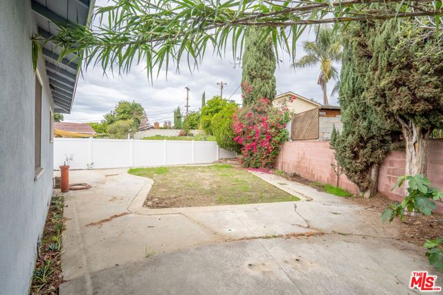13131 Crewe Street, North Hollywood (los Angeles), CA 91605