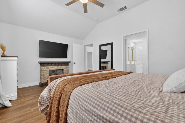 234 Wellington Trail, Weatherford, TX 76085