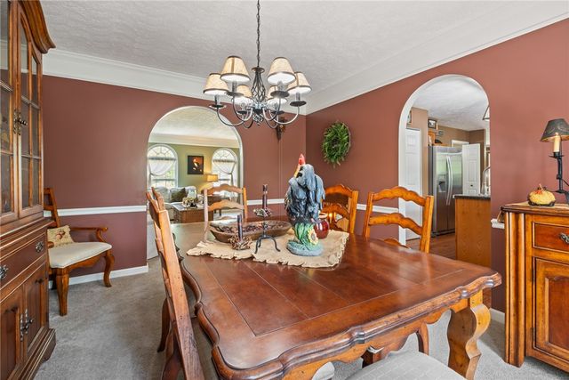9242 Marshall Rd, Cranberry Twp, PA 16066