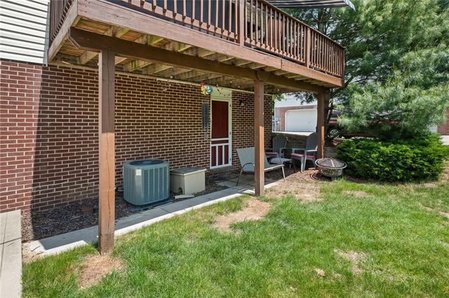 9242 Marshall Rd, Cranberry Twp, PA 16066