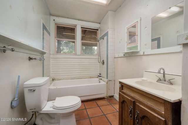 2315 College Street, Las Cruces, NM 88001