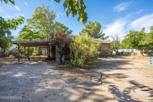 2315 College Street, Las Cruces, NM 88001