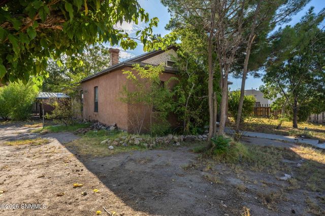 2315 College Street, Las Cruces, NM 88001