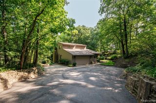 8878 Minne Wanna Road, Independence Twp, MI 48348