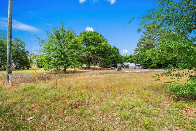 3409 Cates Bay Hwy., Conway, SC 29527