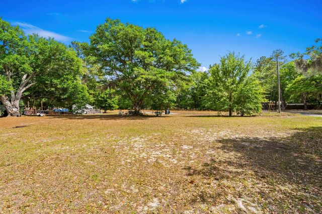 3409 Cates Bay Hwy., Conway, SC 29527