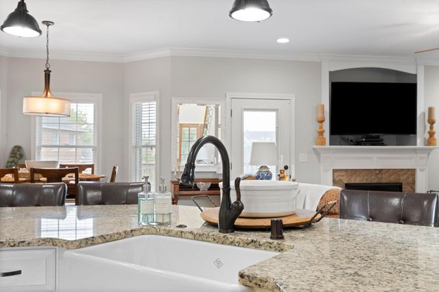 2432 Coroneo Lane, Lexington, KY 40509