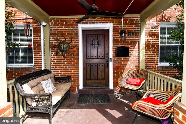 1714 33RD PL SE, Washington, DC 20020