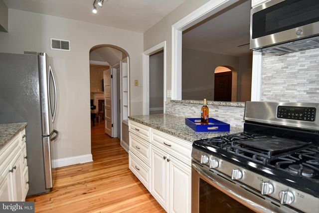 1714 33RD PL SE, Washington, DC 20020