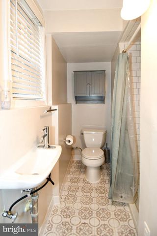 1714 33RD PL SE, Washington, DC 20020