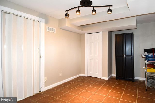 1714 33RD PL SE, Washington, DC 20020