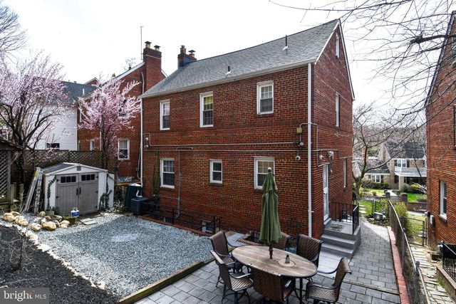 1714 33RD PL SE, Washington, DC 20020