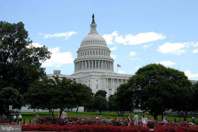 1714 33RD PL SE, Washington, DC 20020