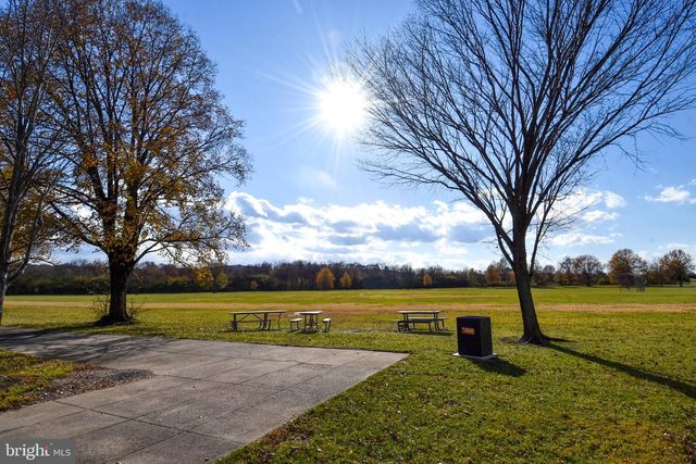 1714 33RD PL SE, Washington, DC 20020