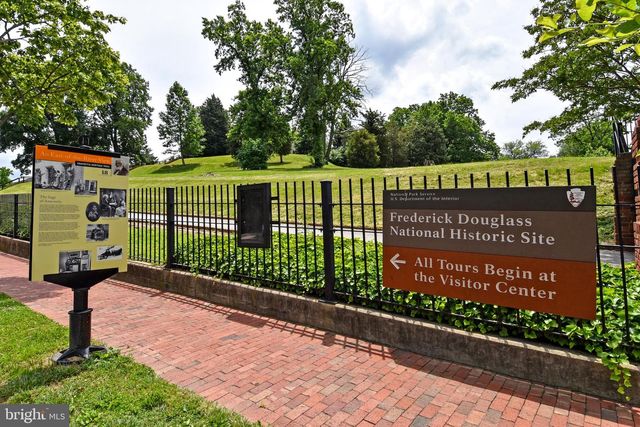 1714 33RD PL SE, Washington, DC 20020