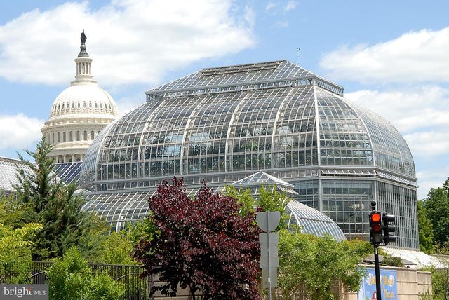 1714 33RD PL SE, Washington, DC 20020