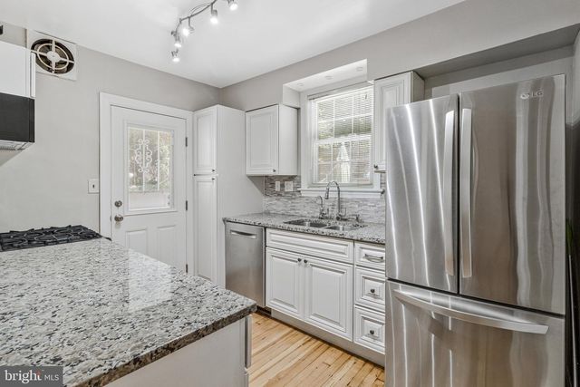 1714 33RD PL SE, Washington, DC 20020