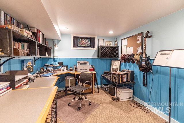 702 S Opal St, Boise, ID 83705