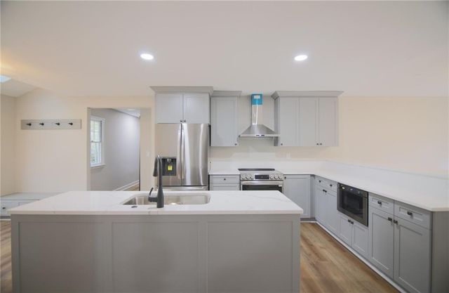 5702 Brynwood NW Circle, Acworth, GA 30101