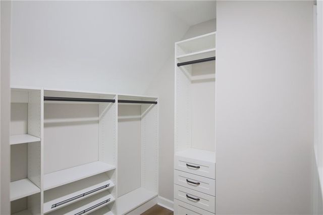 5702 Brynwood NW Circle, Acworth, GA 30101