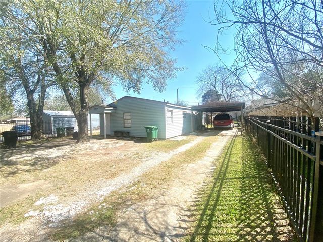 6518 Linden Street, Houston, TX 77087