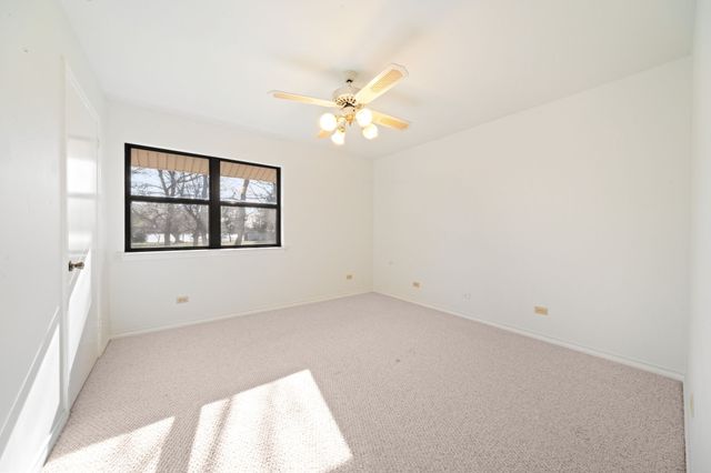 139 Lakeshore Drive, Waxahachie, TX 75165