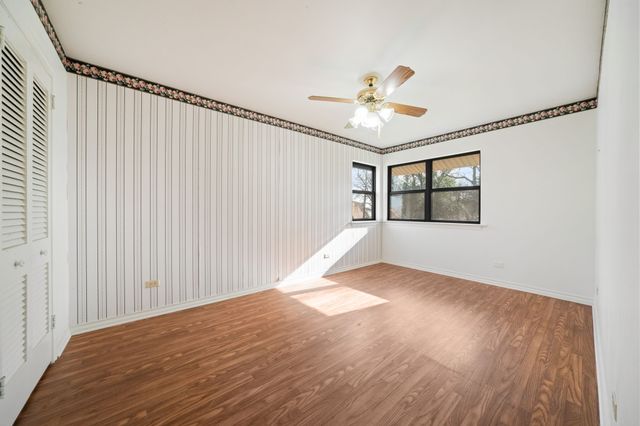 139 Lakeshore Drive, Waxahachie, TX 75165