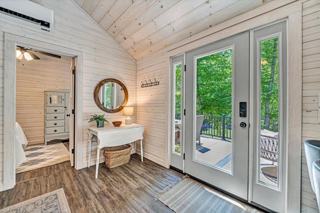 50 Grace LN, Union Hall, VA 24176