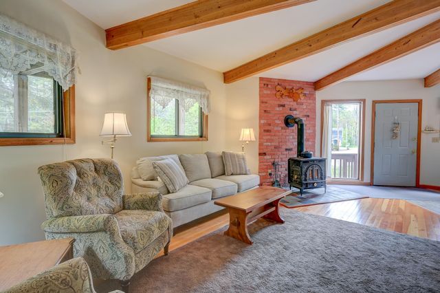 51 Pequawket Drive, Conway, NH 03818