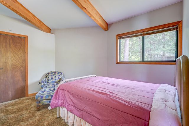 51 Pequawket Drive, Conway, NH 03818