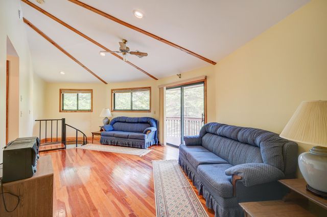 51 Pequawket Drive, Conway, NH 03818
