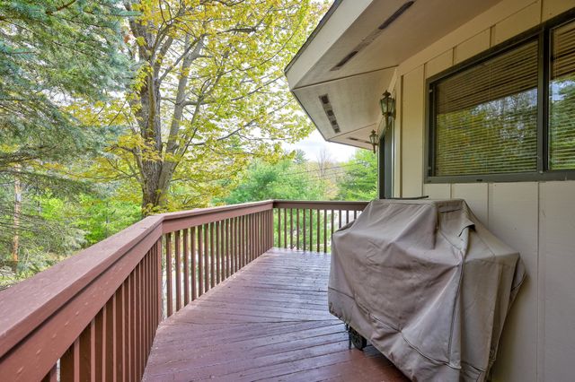 51 Pequawket Drive, Conway, NH 03818