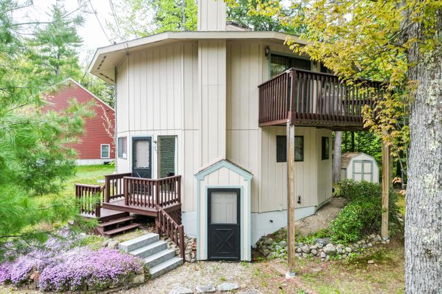 51 Pequawket Drive, Conway, NH 03818