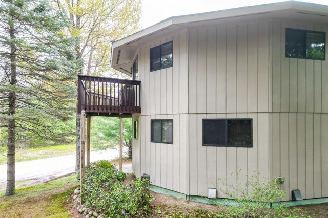 51 Pequawket Drive, Conway, NH 03818