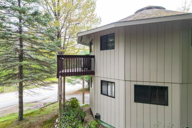 51 Pequawket Drive, Conway, NH 03818