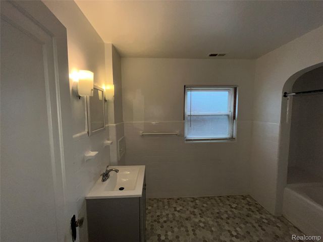 19417 Keystone Street, Detroit, MI 48234