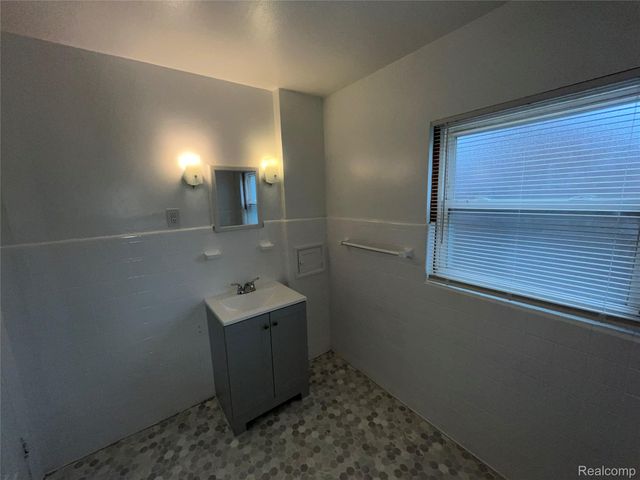 19417 Keystone Street, Detroit, MI 48234