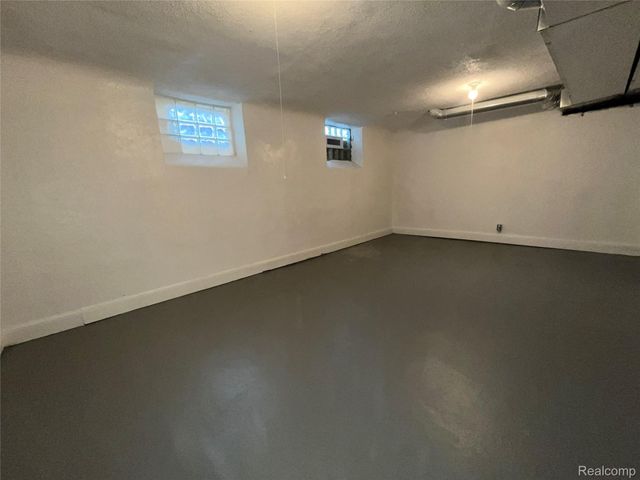 19417 Keystone Street, Detroit, MI 48234