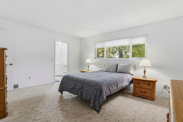 6025 Casa Alegre, Carmichael, CA 95608