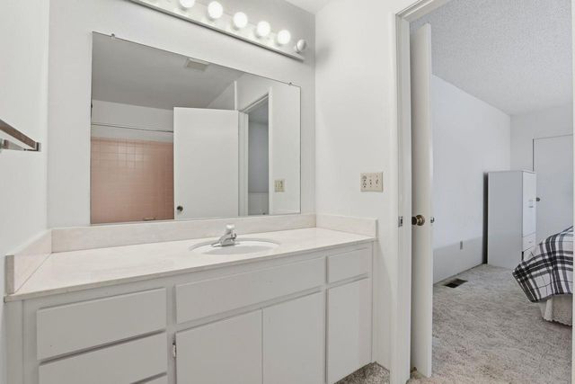 6025 Casa Alegre, Carmichael, CA 95608