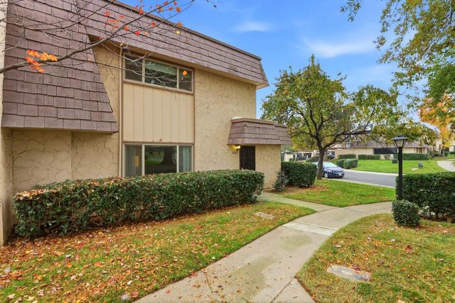 6025 Casa Alegre, Carmichael, CA 95608