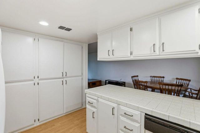 6025 Casa Alegre, Carmichael, CA 95608