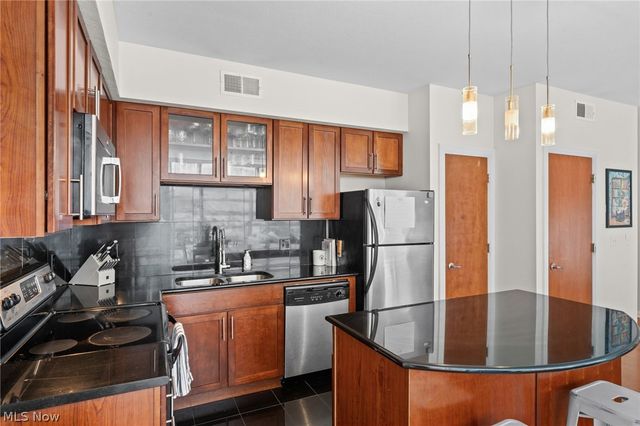 1237 Washington Avenue 601, Cleveland, OH 44113