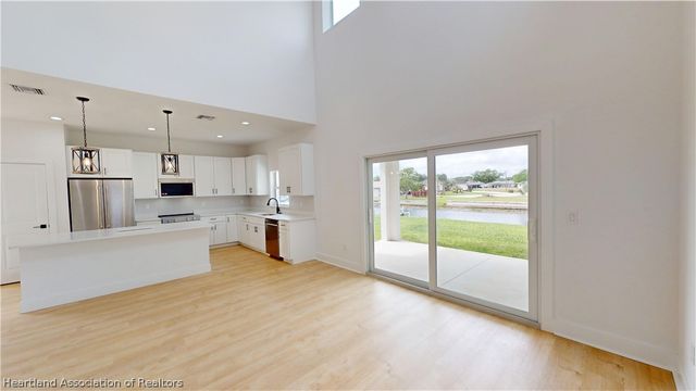 100 Tuomey Court, Lake Placid, FL 33852