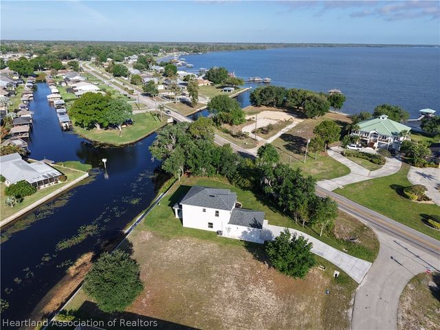 100 Tuomey Court, Lake Placid, FL 33852